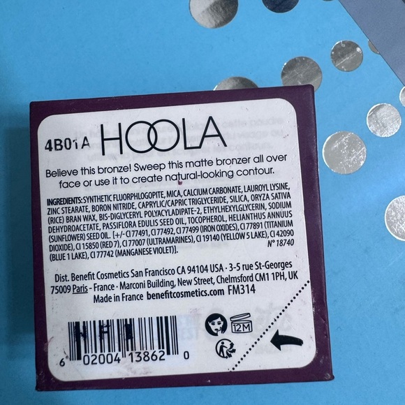 Benefit Hoola Matte Bronzer - Picture 3 of 3